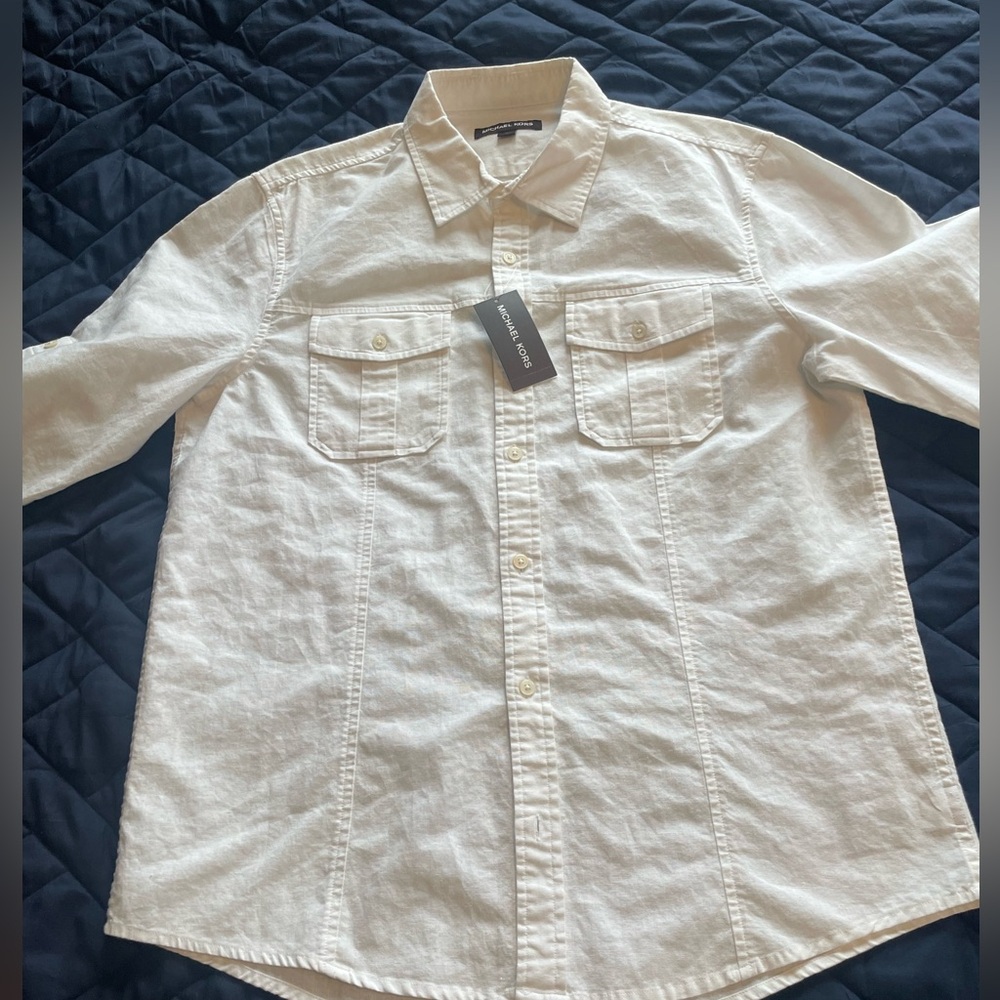 Men’s Michael Kors long sleeve button up 55%linen45%cotton brand new with tags.